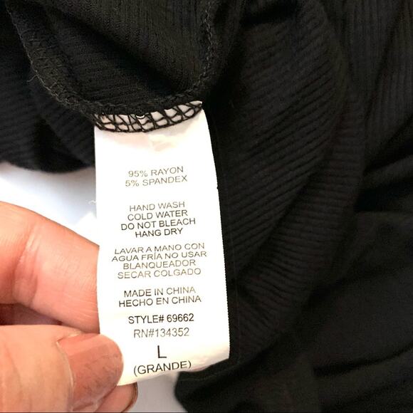 Black Cold Shoulder Criss Cross Strappy Ribbed Top - Picture 6 of 7